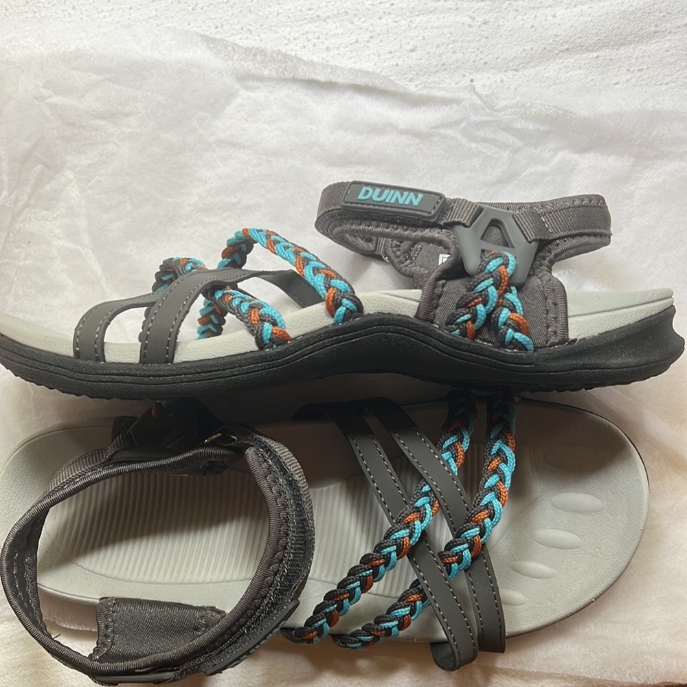 Duinn hiking sandals